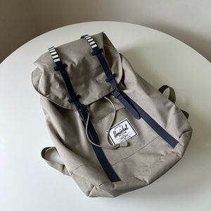 Herschel Retreat Backpack